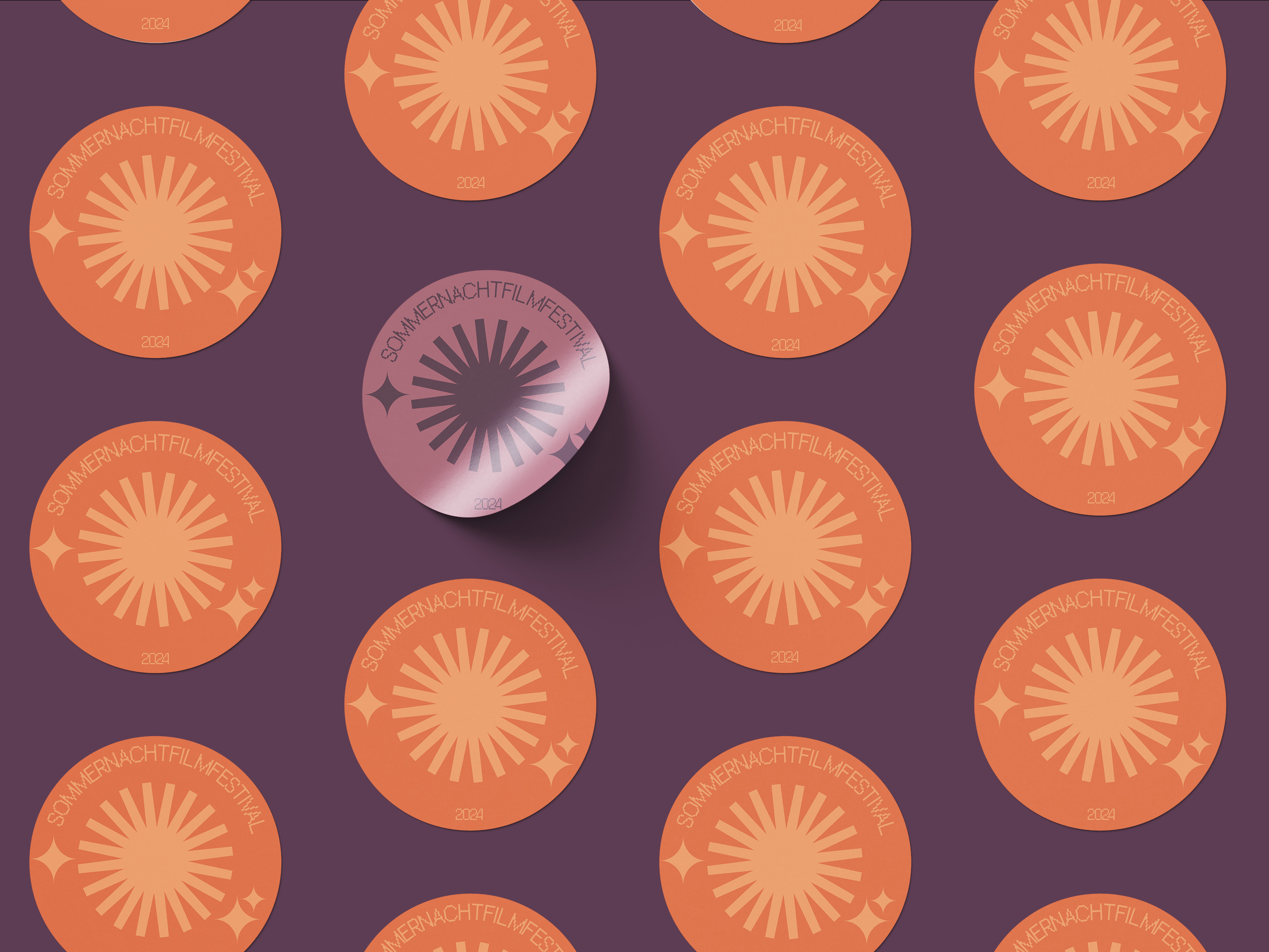 Portfolio website of Isabella Rey - designer focusing on visual storytelling, CGI and graphic design.